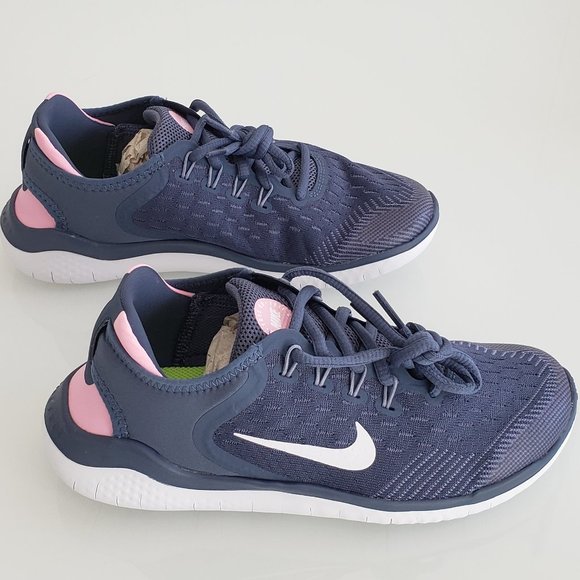Girls Nike Free RN Size 4.5 - Picture 5 of 8